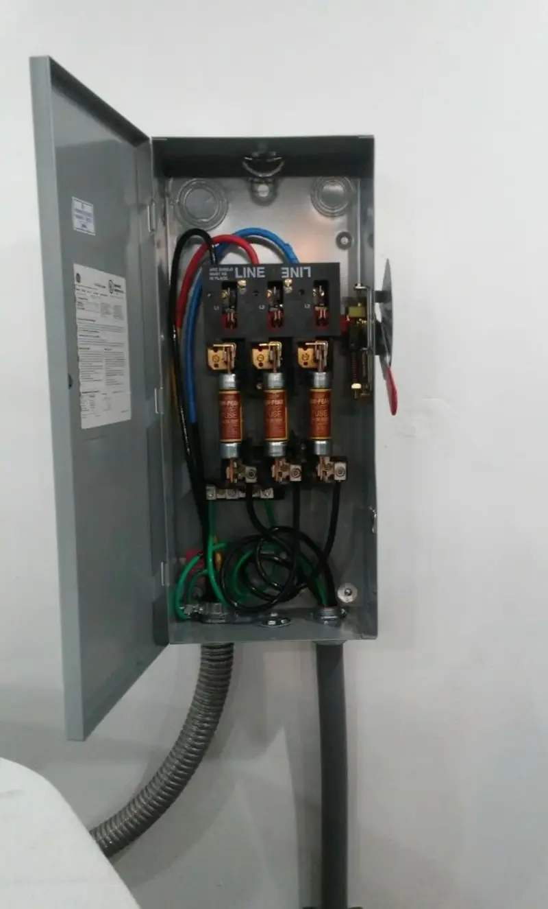 Three-phase disconnect switch installed for Electrical Wiring & Rewiring in Rowlett